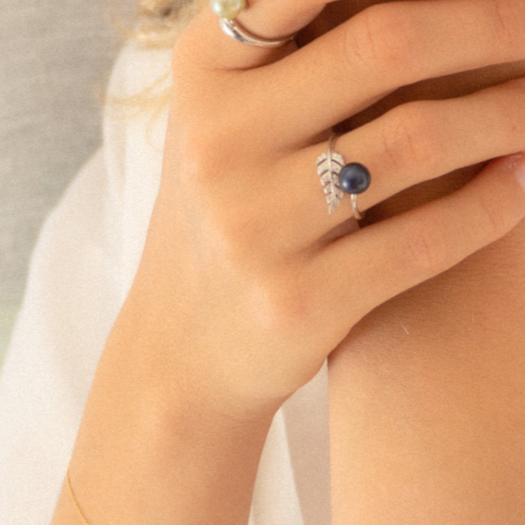 Ciara Leaf Ring